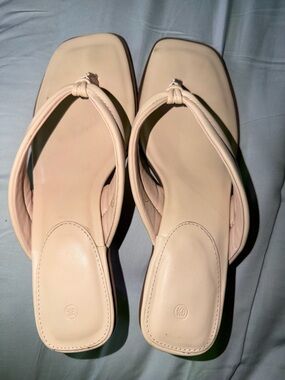 Beige Square-Toe Thong Sandals - Women